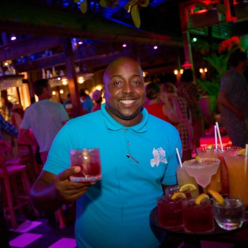 mustique-basils-bar-community_9 Large